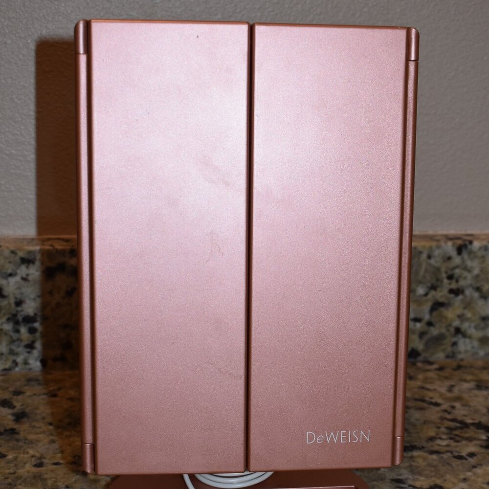 deweisn Dresser Mount Tri-Fold Lighted Vanity Mirror with 21 LED Lights
